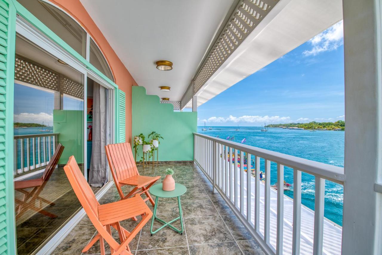 Bocas Paradise Hotel Bocas Town Exterior photo